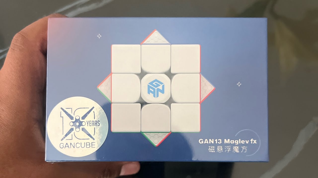 Beginners Vs Professionals Using Gan Cubes 