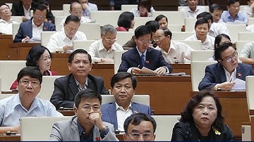 Quốc hội tiến hành chất vấn và trả lời chất vấn