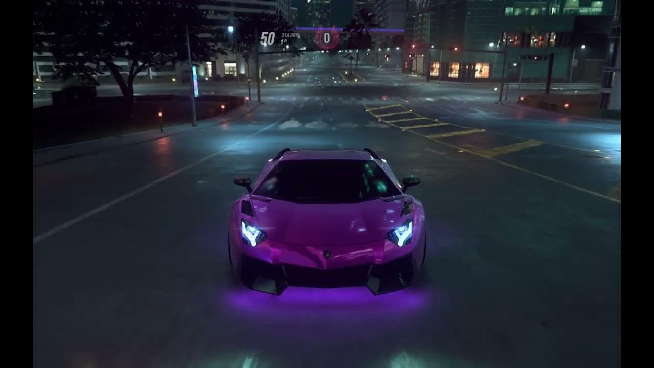 Lamborghini фиолетовая с зелено светящимися фарами