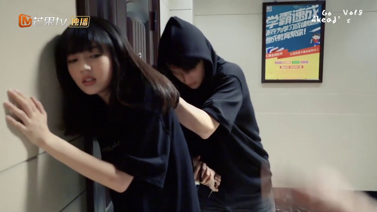 以家人之名 花絮 谭松韵宋威龙擒拿张新成 Go Ahead Behind The Scenes Youtube