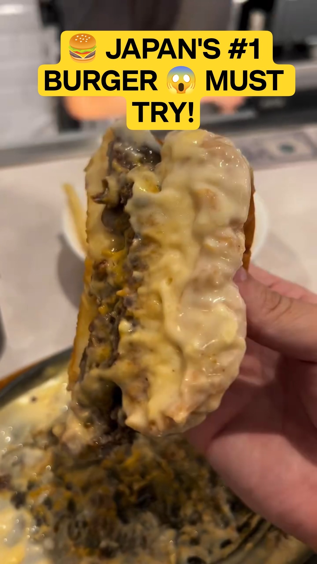 🍔 I Tried Japan's #1 Cheeseburger Was It Worth $15? 😳 - YouTube