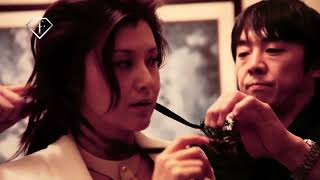 藤原纪香性感写真拍摄直录，徐娘虽半老风韵还犹存