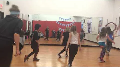 Anna & Laney Hip Hop Practice