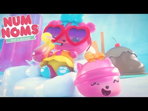 Icy Holiday | Snackables Christmas Compilation | Num Noms | Videos For Kids