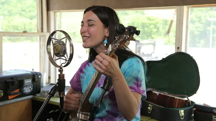 Cristina Vane live at Paste Studio on the Road: De...