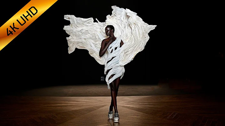 Iris van Herpen | Haute Couture Fall Winter 2025/2026 | Paris