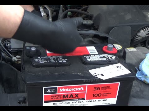 2004 Lincoln Town Car Battery Replacement