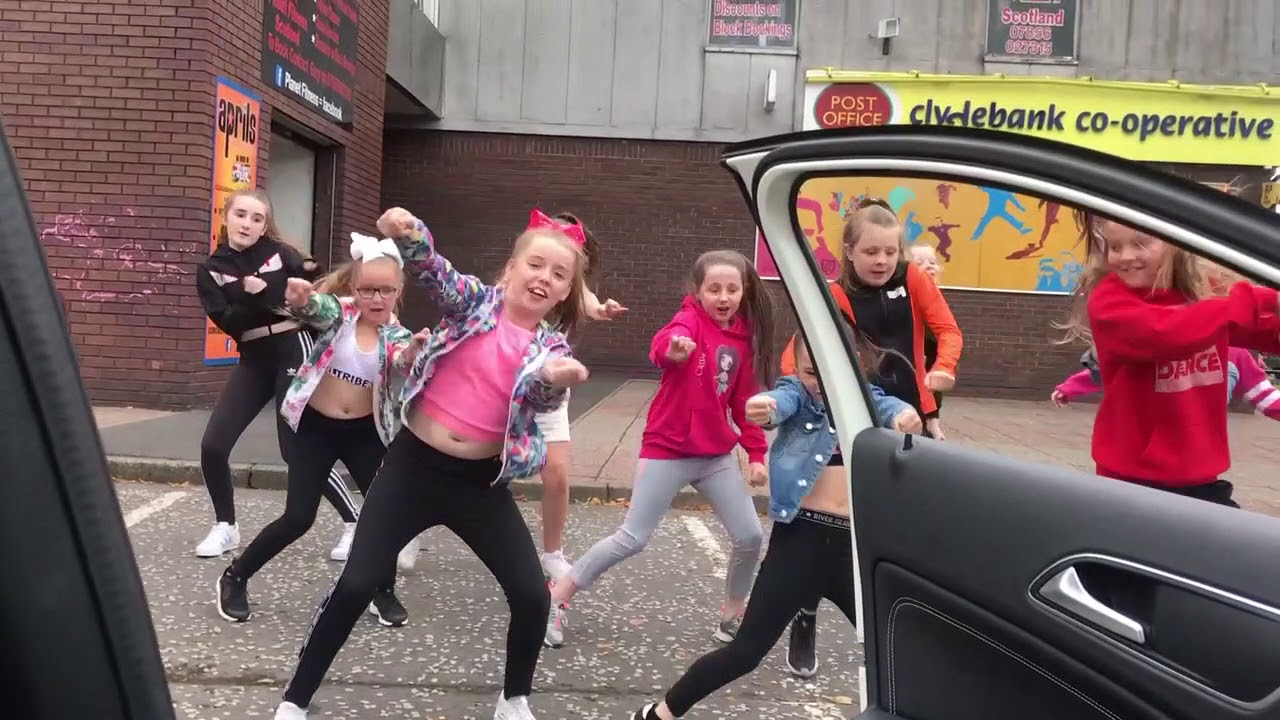 April's Street Feet Keke / Kiki challenge