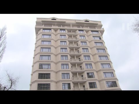 Место строительства элитного дома, где под обвалившимися кирпичами погиб рабочий