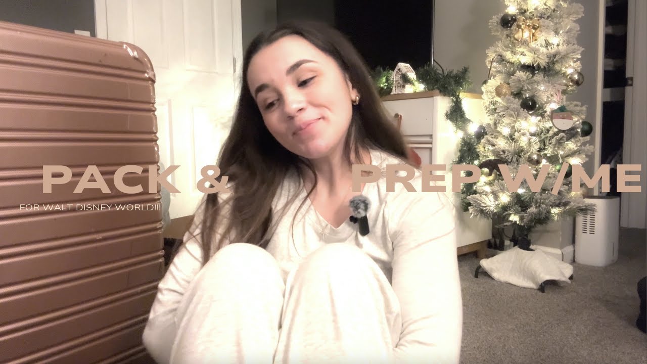 Walt Disney World Pack & Prep w/ Me! 🎠✨ ~ park outfits, organizing pins, and more!