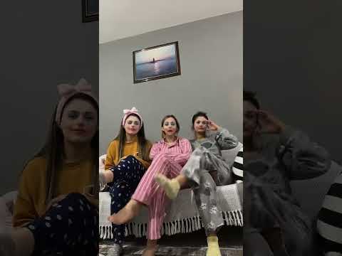 Tiktok güzel ayaklı Türk kızları