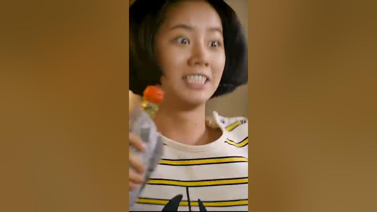 𝘕𝘰 𝘰𝘯𝘦 𝘤𝘢𝘯 𝘣𝘦𝘢𝘵 𝘵𝘩𝘪𝘴 𝘥𝘶𝘰🤣 | Hyeri singing reply 1988 | #shorts #kdrama | kdrama funny shorts