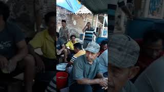 Sing kesel sing rewang ..