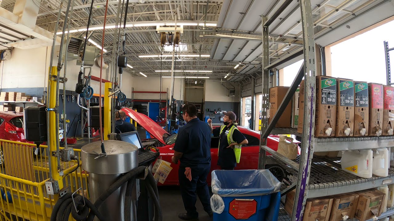 Oil Change, Walmart Supercenter, Auto Care Center, 8151 E 32nd St, Yuma