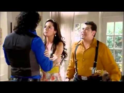Mi Corazon Insiste Lola Golpea A Angel Youtube Mi Corazon Insiste Lola Golpea A Angel Youtube