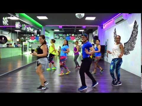 Papi Shampu - De la Calle by Cesar James / Zumba Cardio Extremo Cancun