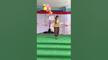 10Class 2018-19 Session Dance Performance Madam Ji