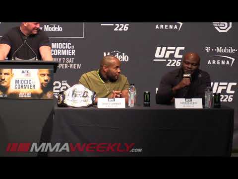 derrick-lewis-has-beef-with-daniel-cormier-(ufc-226-presser)