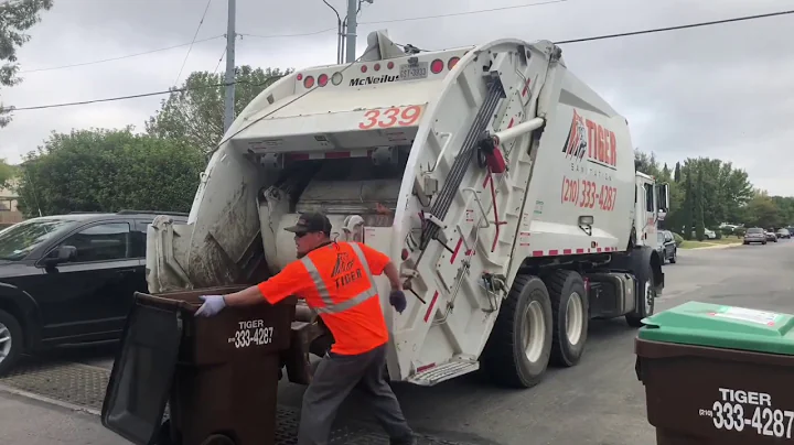 Tiger Sanitation Mack MRU McNeilus Rear Loader