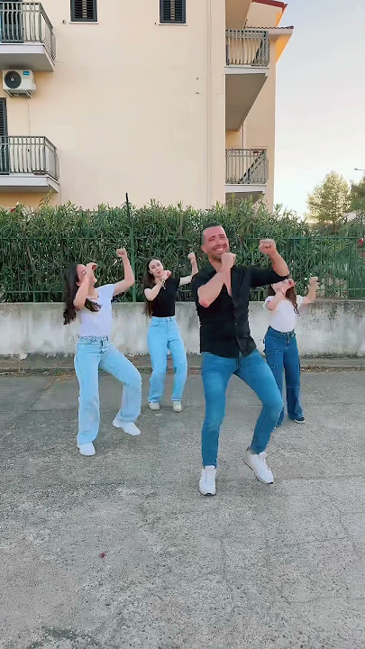 Download lagu Bamboleee #bambolê #paolomarincolo #dance #ballidigruppo #dancer #dancechallenge #perte