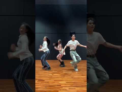 Hype boy with #enhypen #newjeans #hypeboy #minji #hyein