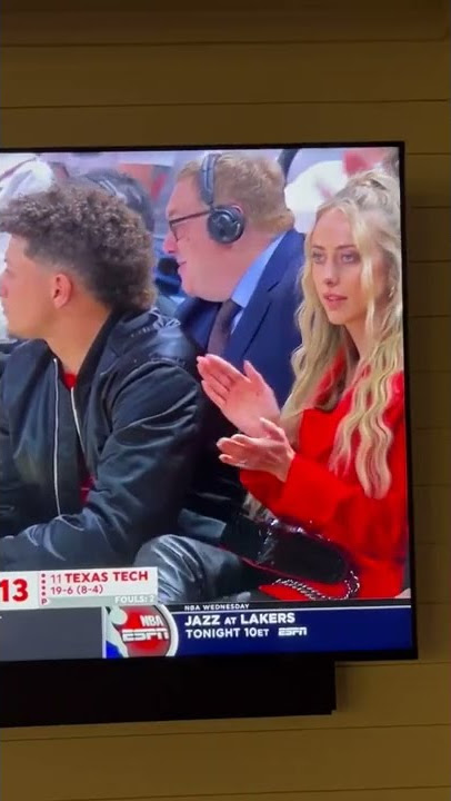 Patrick Mahomes Argues w Wife Girlfriend