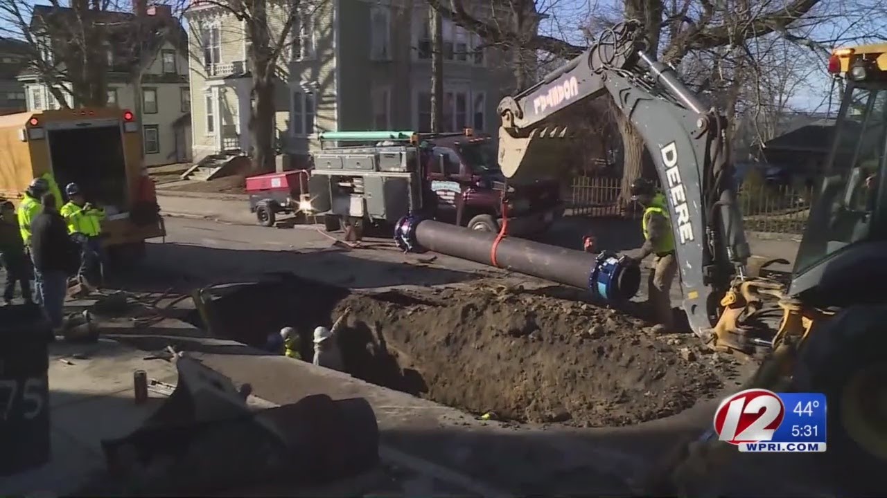 Work continues to repair Fall River street after water main break - YouTube