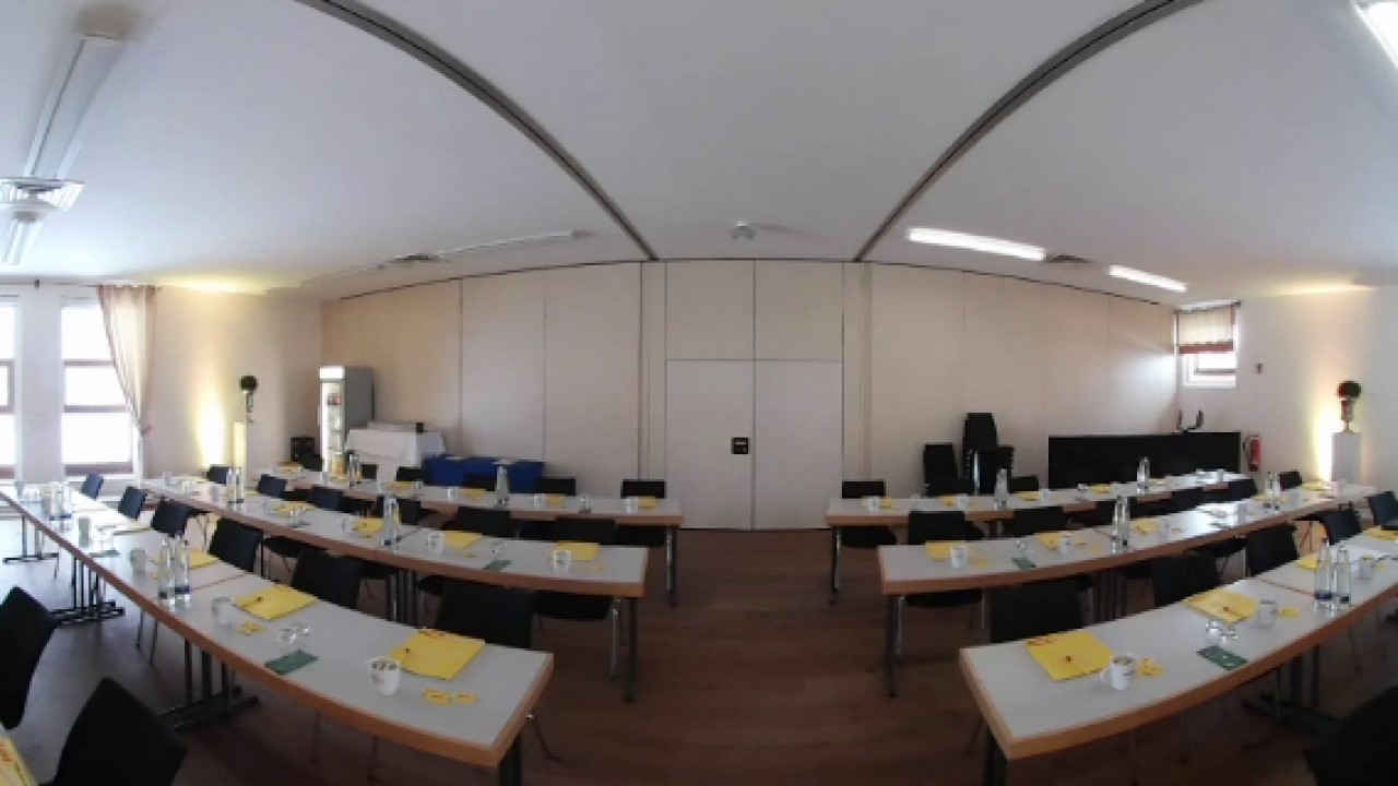 Hotel Gut Ising  / Festhalle König Ludwig