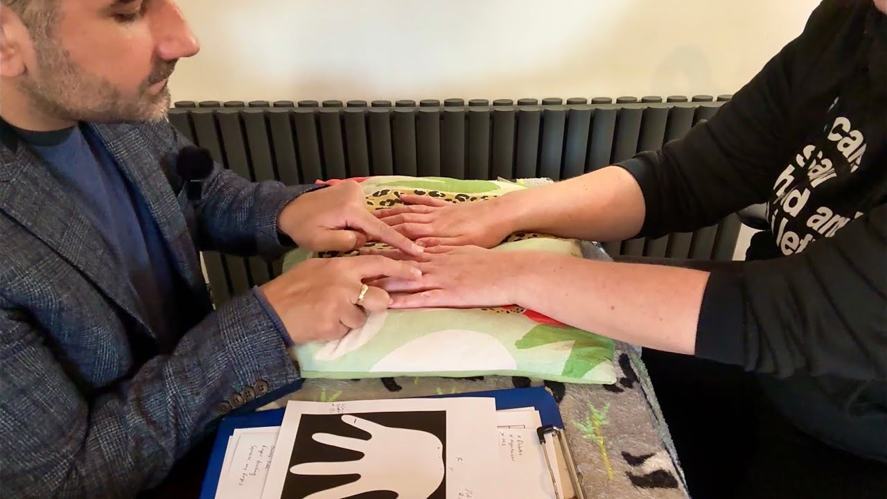 АСМР: Тщательный осмотр рук