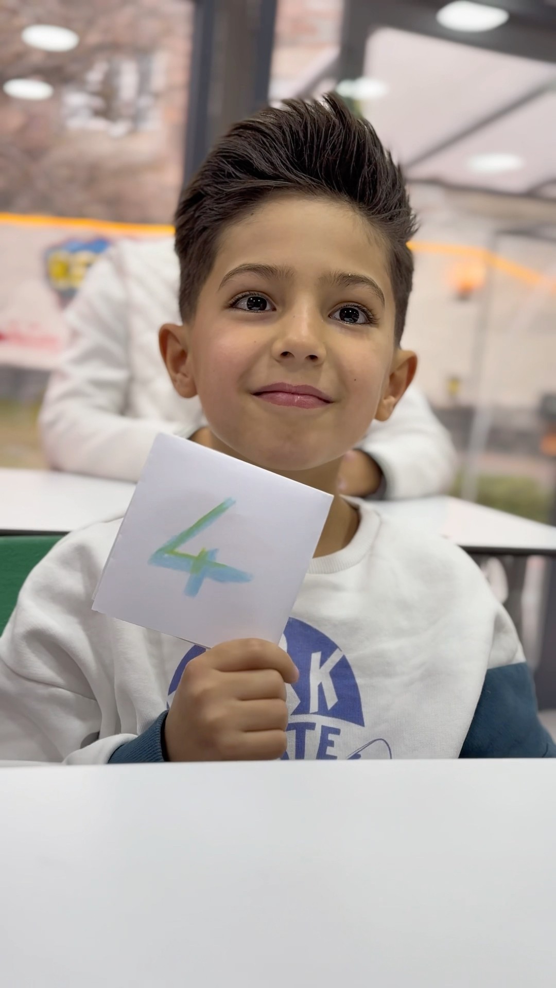 Let's help the little hero?❤️