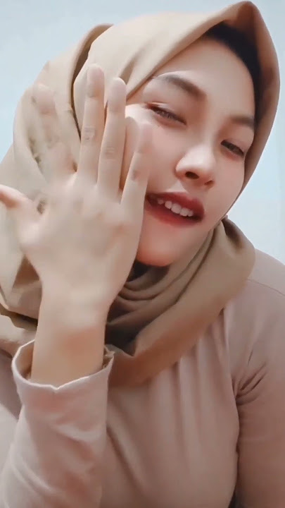 ellarthalia hijab menggoda 1