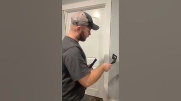 Removing Trim Without Damaging The Wall Or Trim #shorts