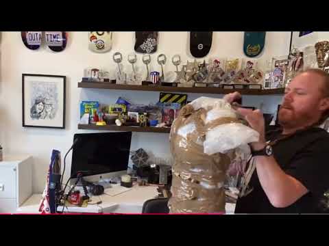 Crafty Pig! Life Size Pennywise from ‘IT’
