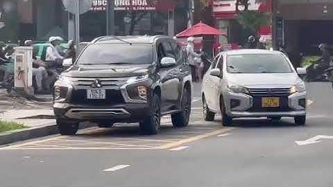 Làn rẽ phải liên tục anh nha, liên tục luôn ấy 🤗 #automobile #traffic #tintuc #giaothong #vanhoa