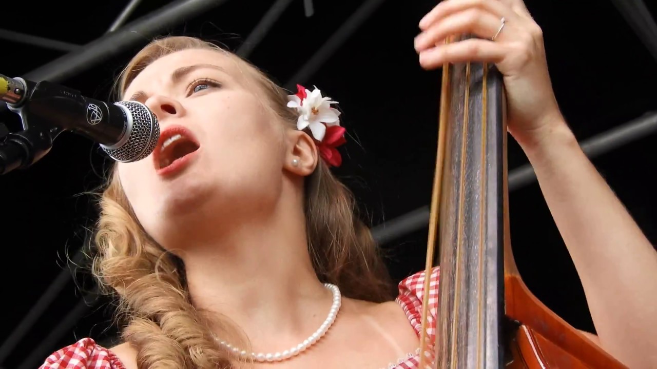 Maryann & The Tri-Tones - Jump And Shout - live @ Rock & Roll Meeting Eindhoven 22-7-2017