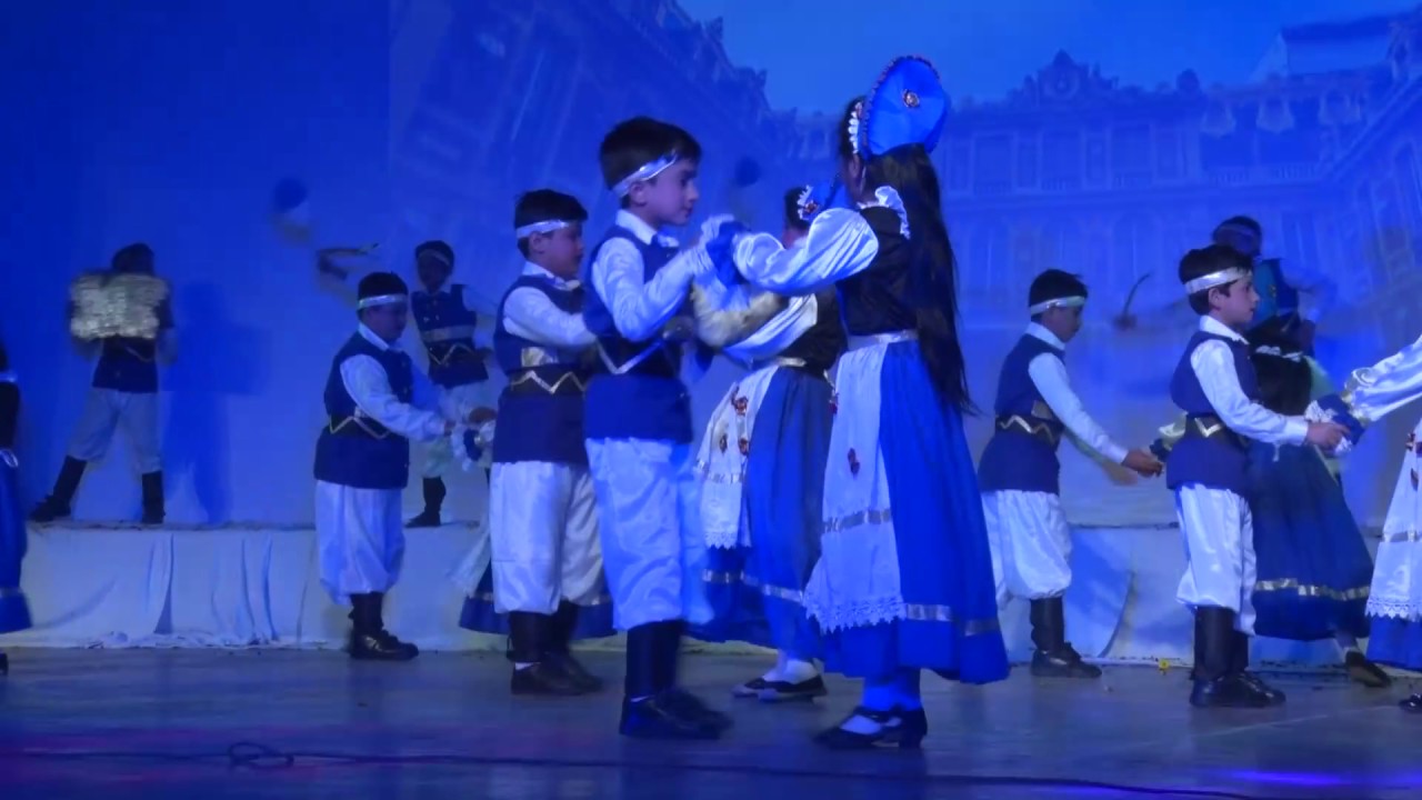 French Dance    Astounding Reflection of tradition of France
