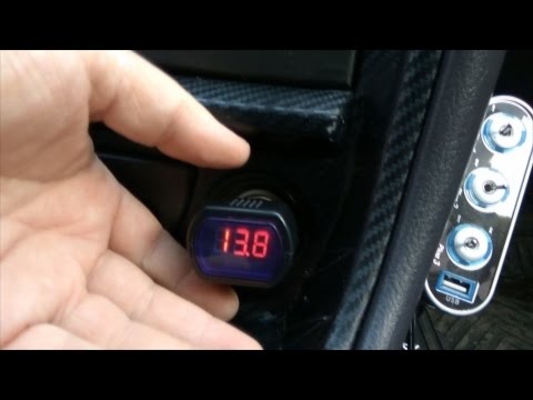 Плюс на прикуривателе автомобиля Плюс на прикуривателе автомобиля