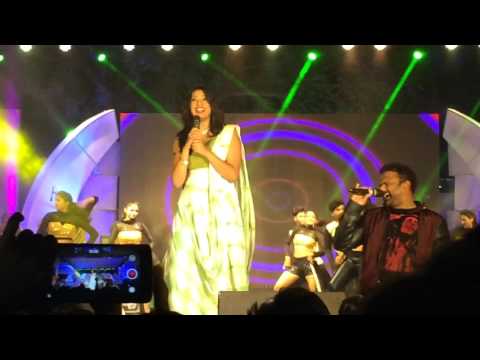 Pakka local song performance by geetha madhuri and sagar