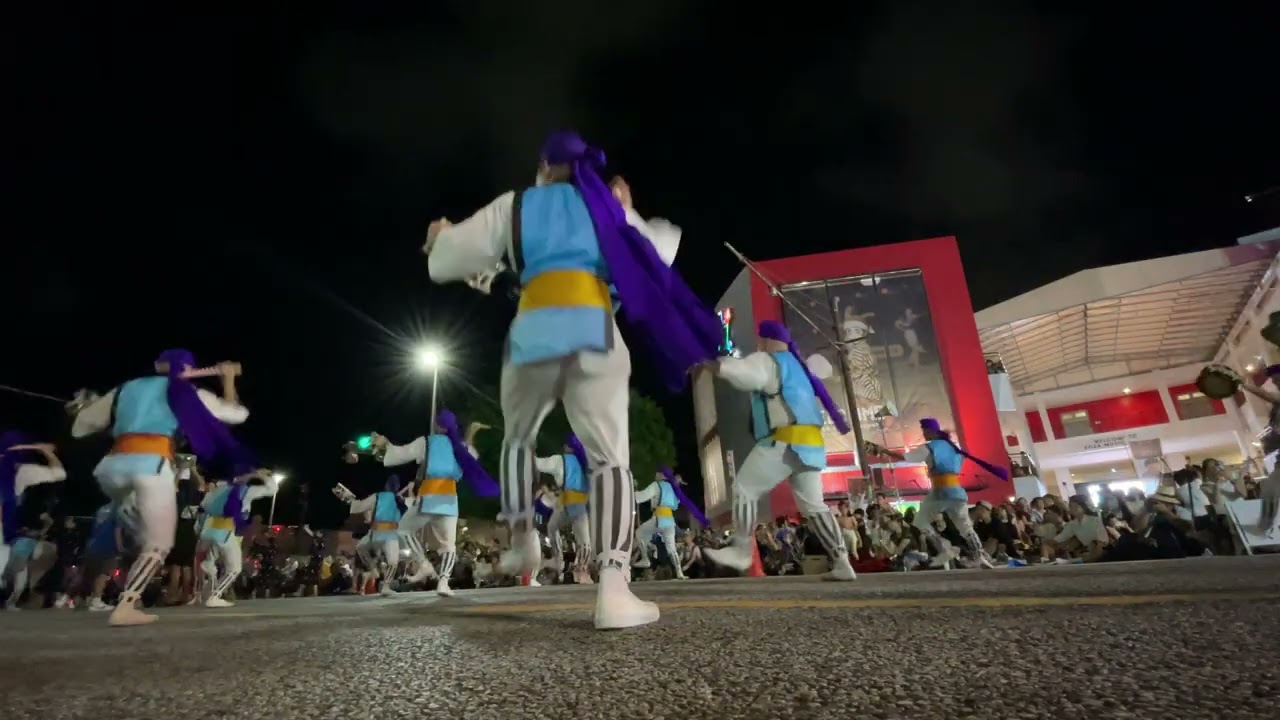 Eisa Okinawa Japan Traditional Dance Michi Junee 沖縄 全島エイサー大会 初日 道じゅねー 大トリ 園田青年会