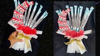 Buket bulan sabit snack dan permen /buket low budget /buket setengah kerta cellophane