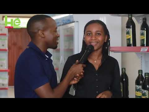 Video: Jinsi Ya Kuoka Mkate Mweupe Na Mbegu Za Alizeti
