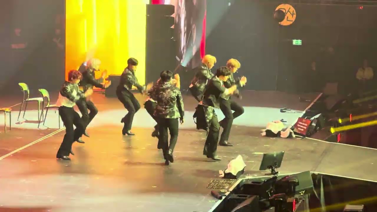 Cyberpunk - Ateez Amsterdam 2025