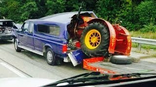 WORST DRIVERS On The Road! Crazy Driving Fails October 2017