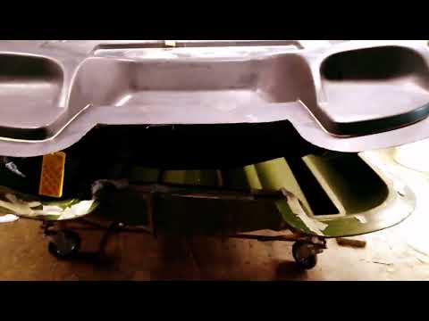 Bass boat mold