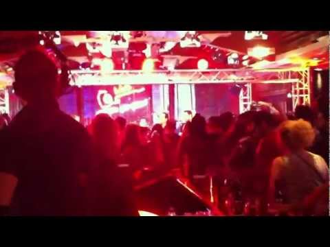 Βασίλης Καρράς -
