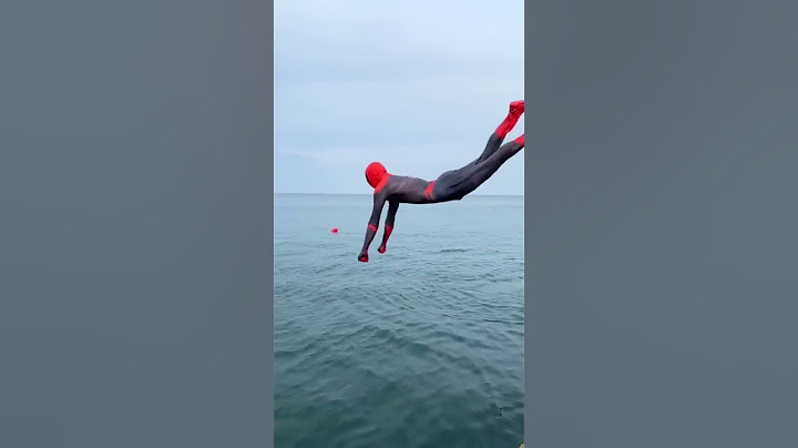 Spiderman does somersaults😍#shorts