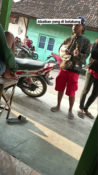 SATRU versi Pengamen jalanan#shortvideo #satru #dennycaknan #happyasmara