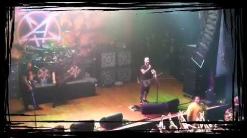 Anthrax Live In  Cleveland 2011 - Idiot Fan throws a Beer at Scott Ian