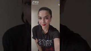 Udah Gak Kaku Nih Goyangnya Dj Siva Aprilia