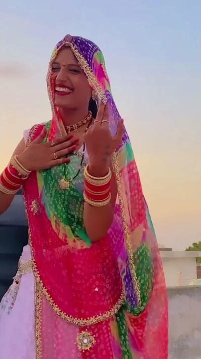 char char chunri mein pallo latke// rajstani song 😍😍//(2021)new song Rajasthani style#shorts